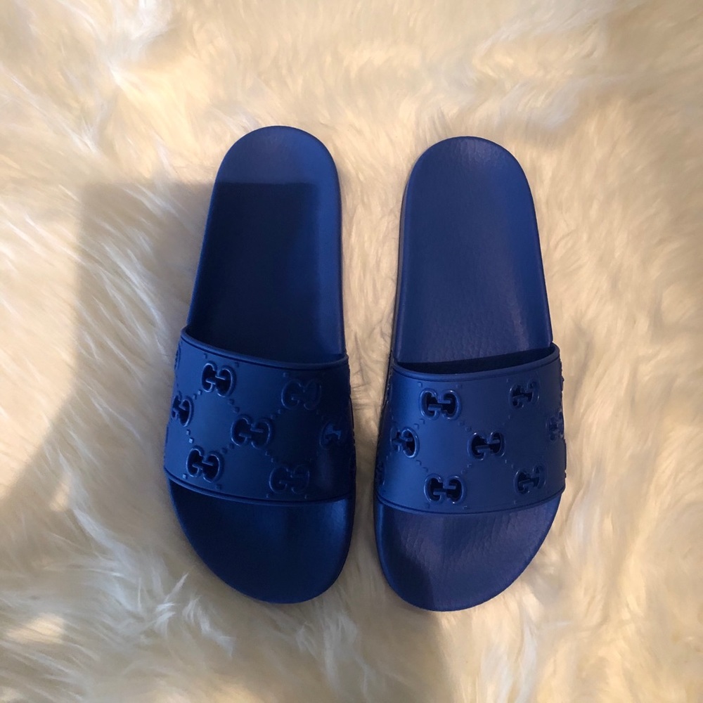 Gucci GG Rubber Slides